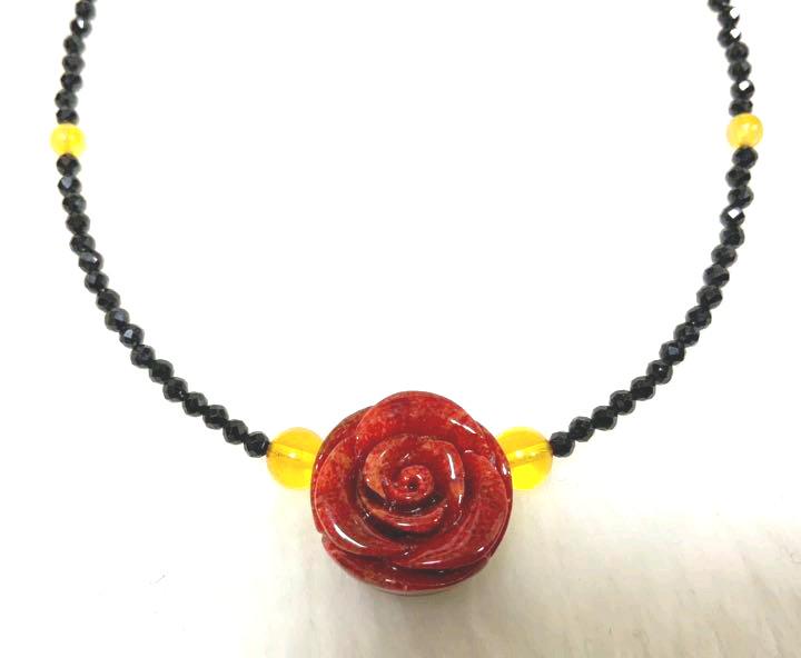 新品 アフリカ珊瑚 薔薇の花 ネックレス - ネックレス・ペンダント